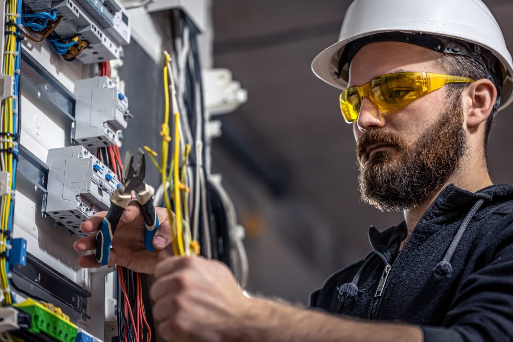 Junie Insurance/ electrical contractor insurance