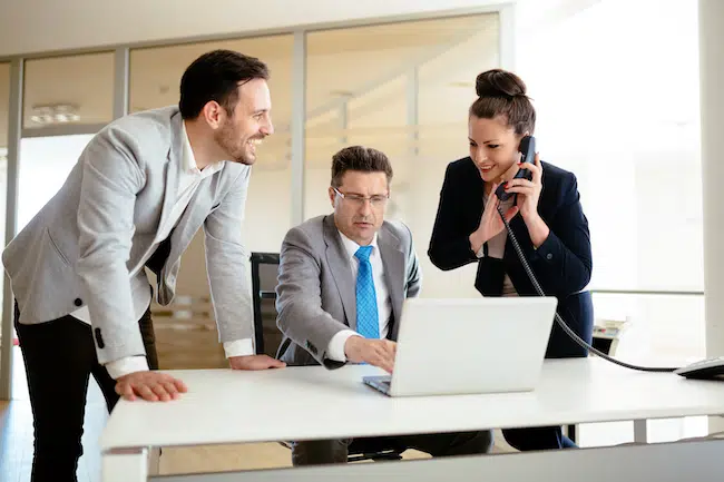 secretaries-assisting-boss-at-business-2021-08-26-17-30-41-utc.jpg
